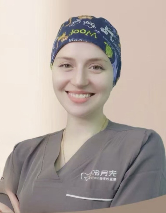 Dr. Chahinez