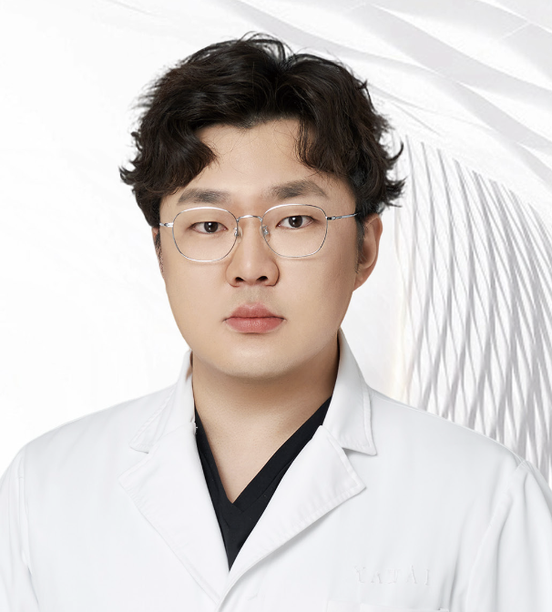 Dr. Liang Wei Wen